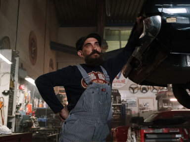 OZNAKI, ŻE TWOJE SAMOCHÓD POTRZEBUJE NOWEJ SPRĘŻARKI KLIMATYZACJI